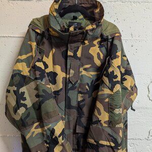 ROTHCO Men’s M 2ND GENERATION ECWCS PARKA CAMO EXTREME COLD WEATHER COAT M